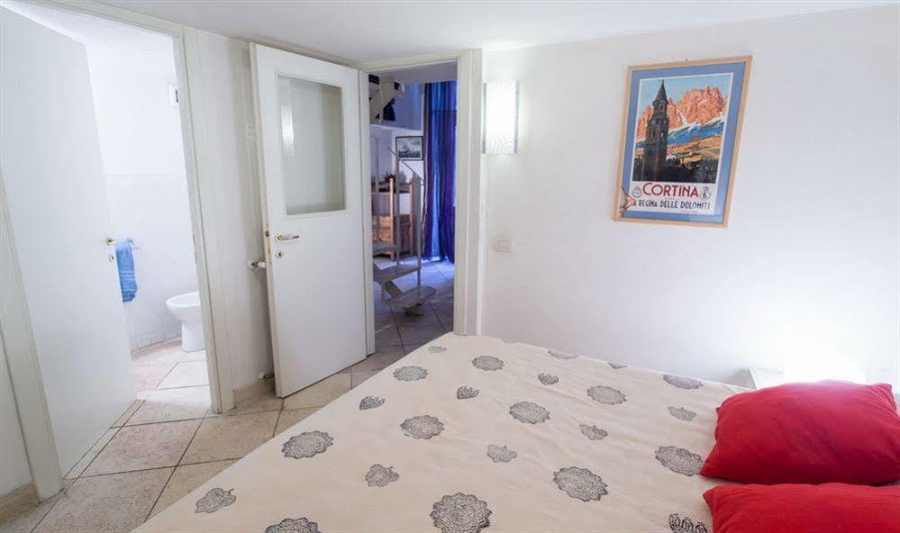 Monti Guest House - Affittacamere روما المظهر الخارجي الصورة