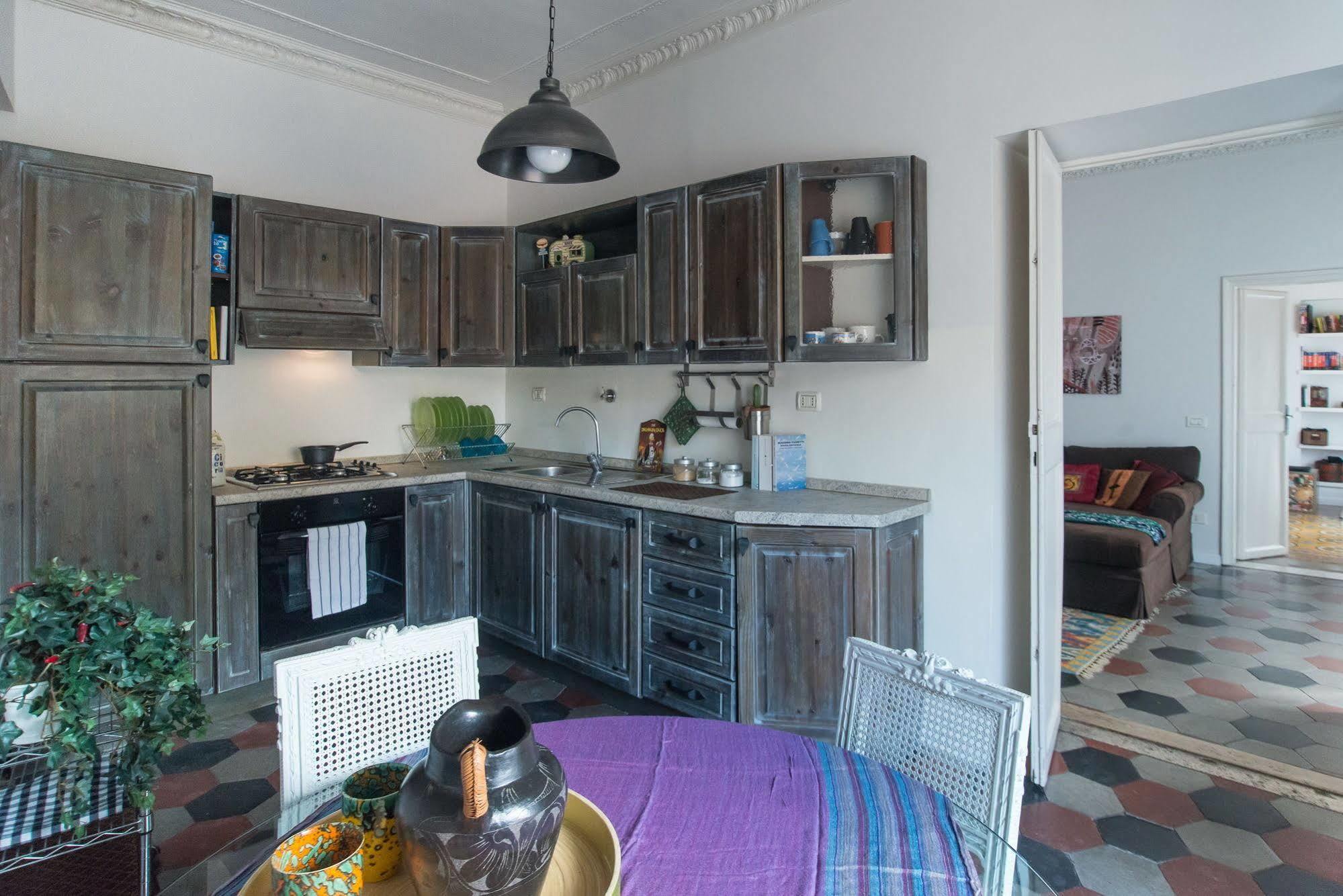 Monti Guest House - Affittacamere روما المظهر الخارجي الصورة