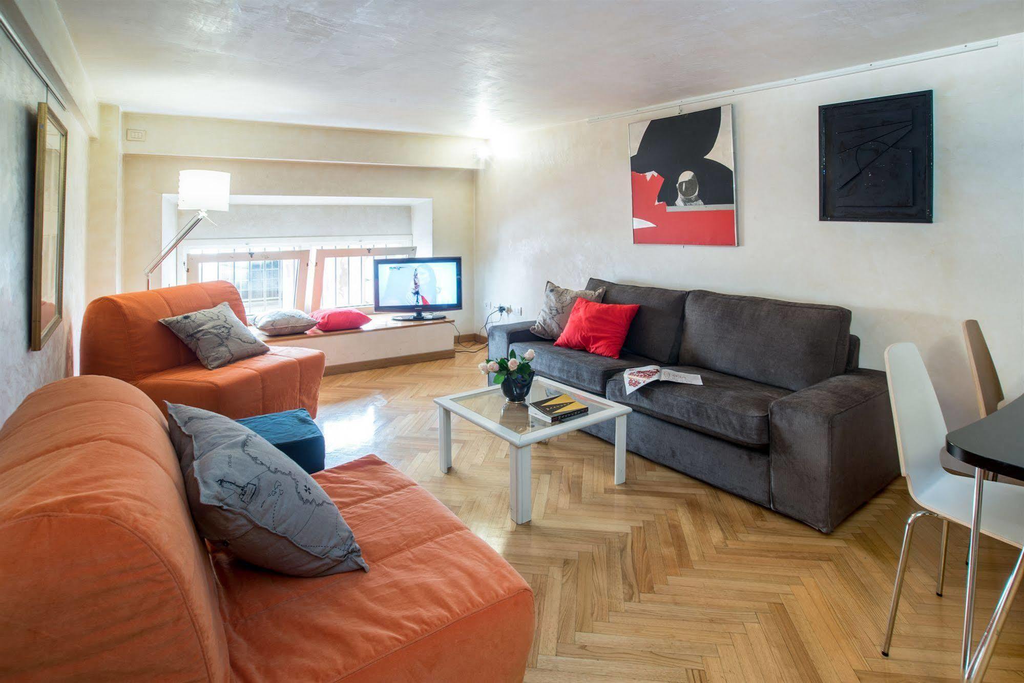 Monti Guest House - Affittacamere روما المظهر الخارجي الصورة